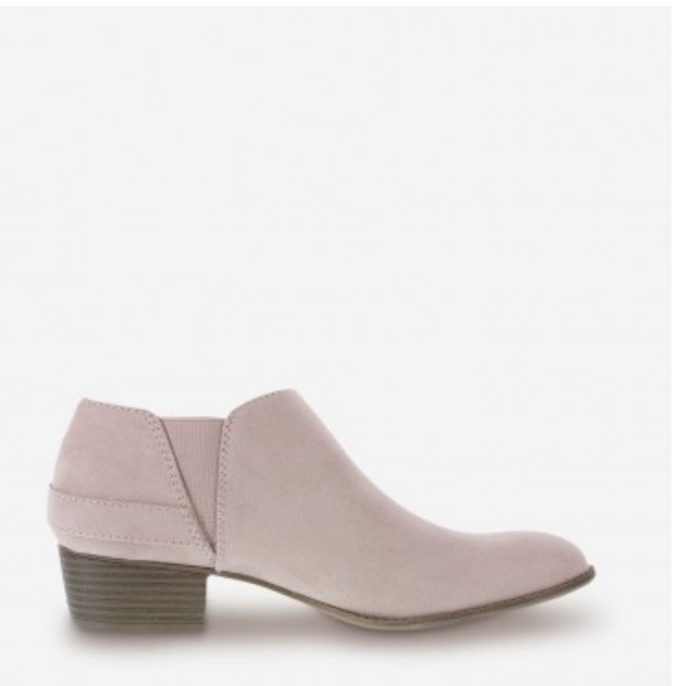 American Eagle Odelia Buckle Suede Boot Blush - Picture 3 of 7